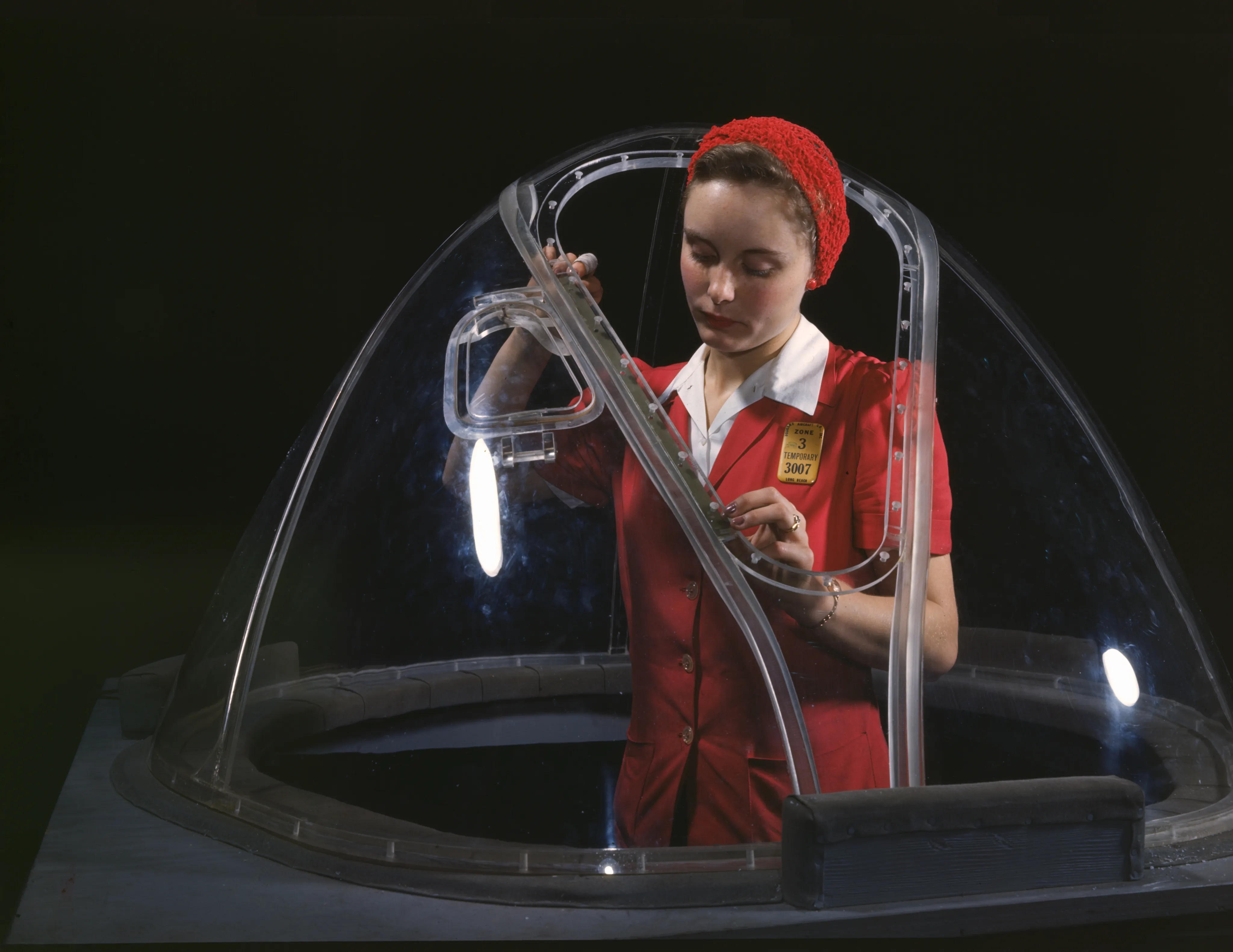 Woman worker in the Douglas Aircraft Company plant photographed by Alfred T. Palmer. Oct 1942